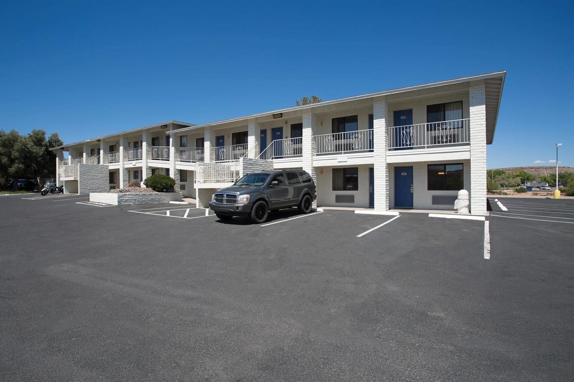 Motel 6-Kingman, Az - Route 66 West Exterior photo